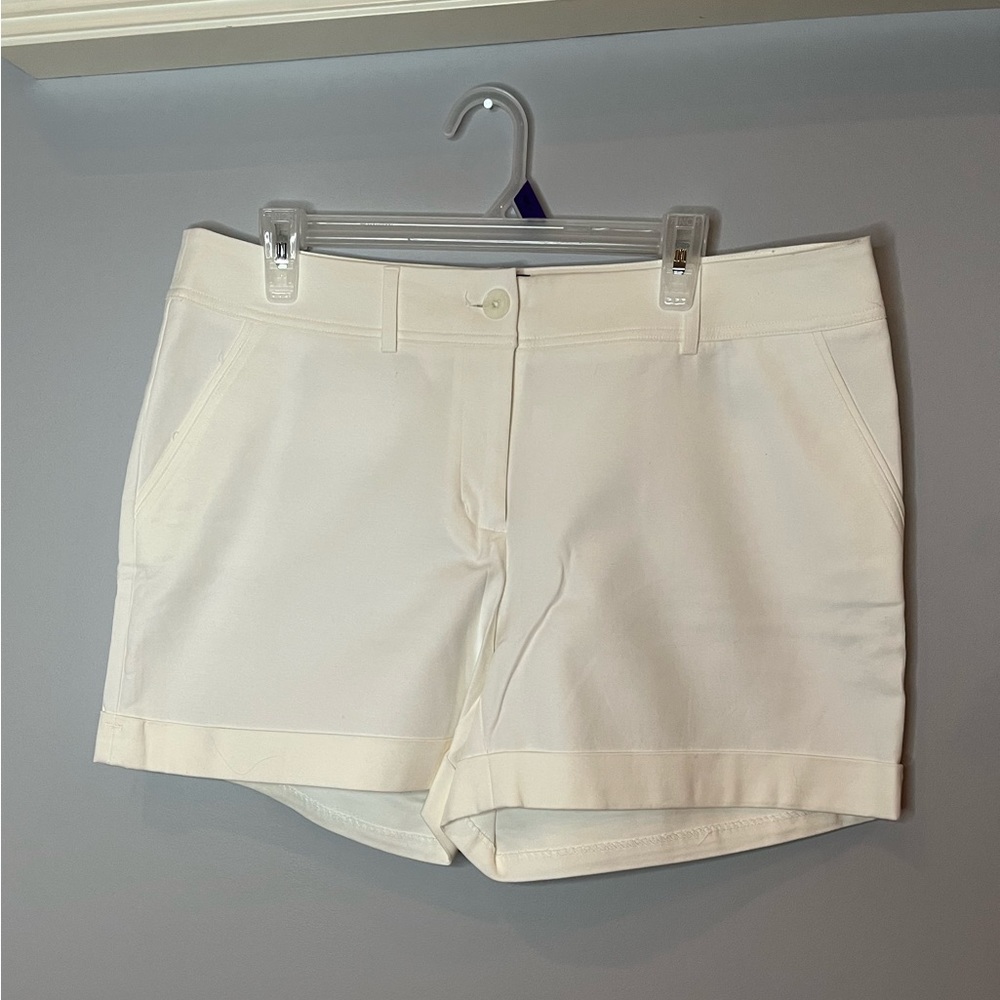 NWOT Apt 9 white flat front shorts size 14